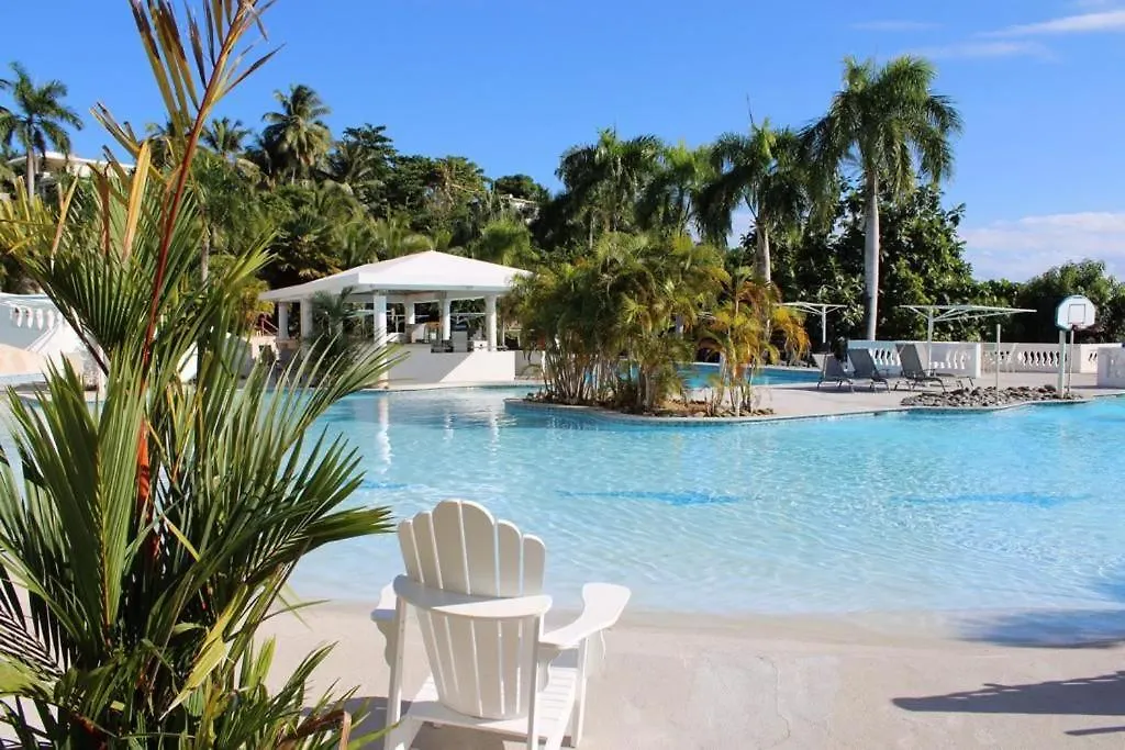 Fajardo Inn Resort 2*,